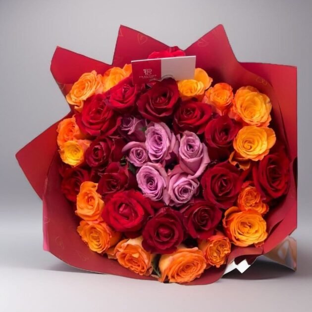PFS Blossom Bouquet - 2-3 Circular Rose Arrangement - Image 2
