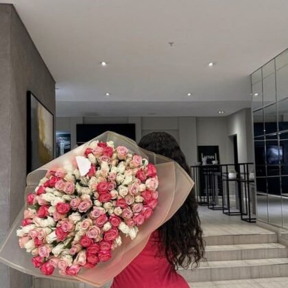 VIP Mixed Roses Bouquet