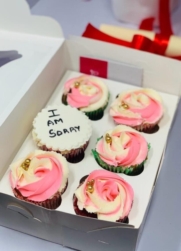 CUPCAKE 102 - Choc, Red velvet or Vanilla - Image 6