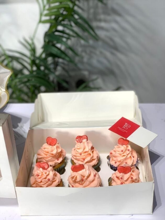 CUPCAKE 102 - Choc, Red velvet or Vanilla - Image 4