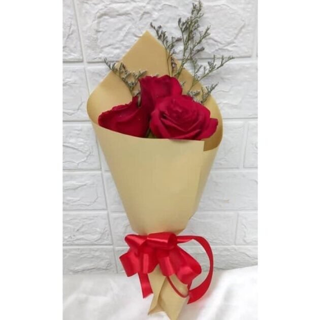 Rose Trio: Send Simple Elegance | Prestige Flower Shop Lagos - Image 2
