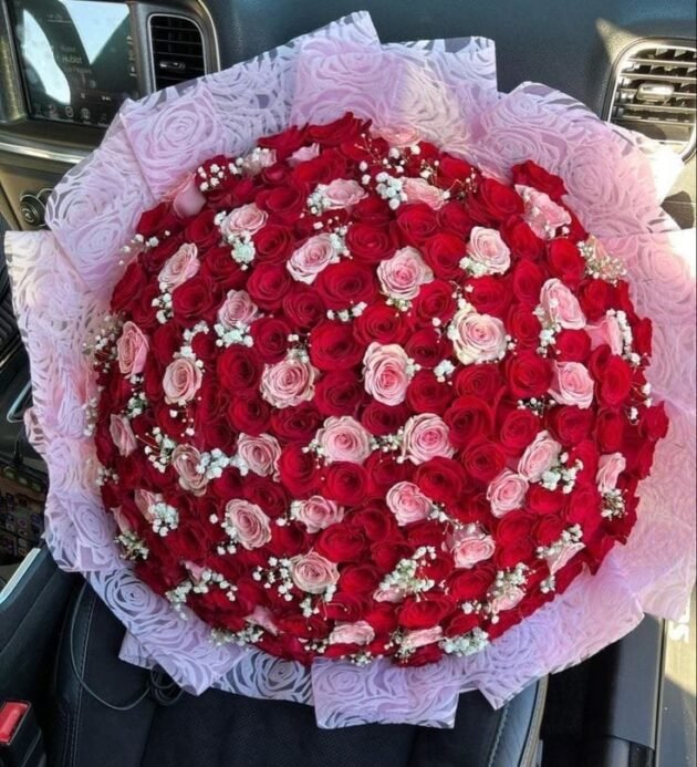 Vip Mixed Rose Bouquet And Fillers - Image 2