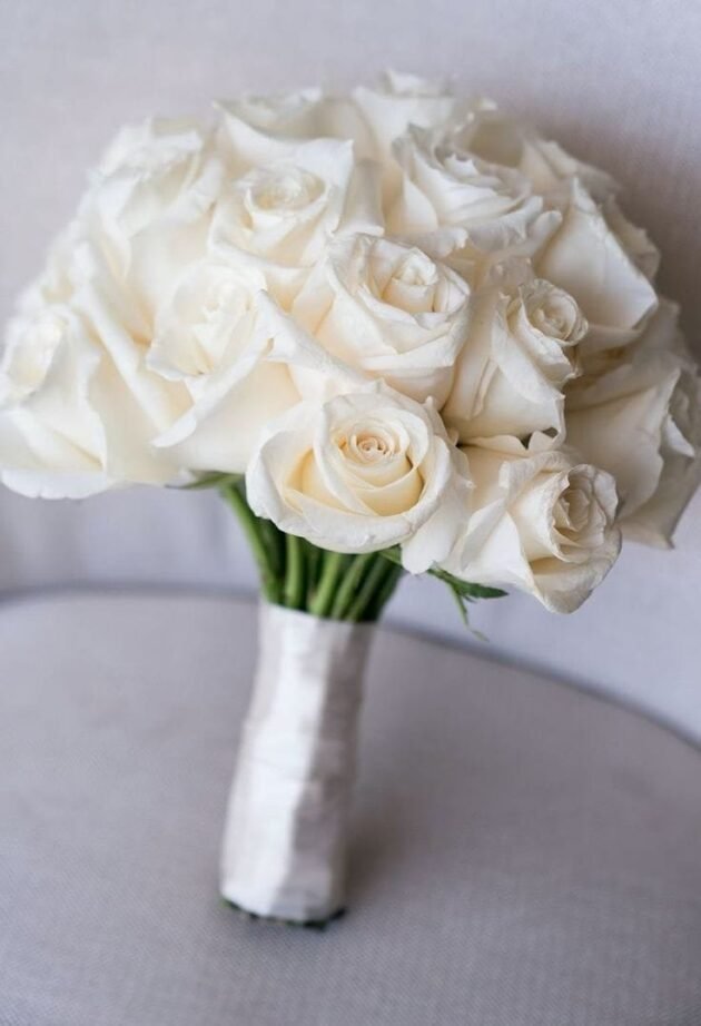 Bridal 101 - Roses Only - Image 3