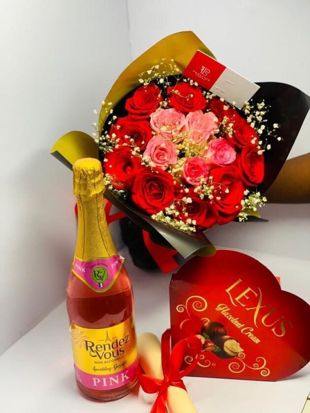 Ma Belle - Two or More Circular Roses and Fillers - Image 3
