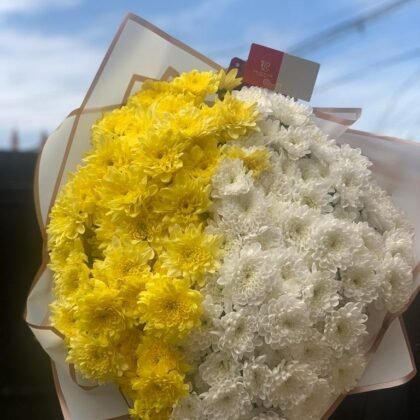 Mix of Magnetic Chrysanthemum Bouquet | Lagos Flowers - Prestige Flower Shop