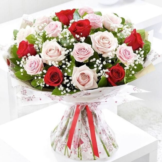 Melody - Mixed Roses Bouquet with Gypsophila